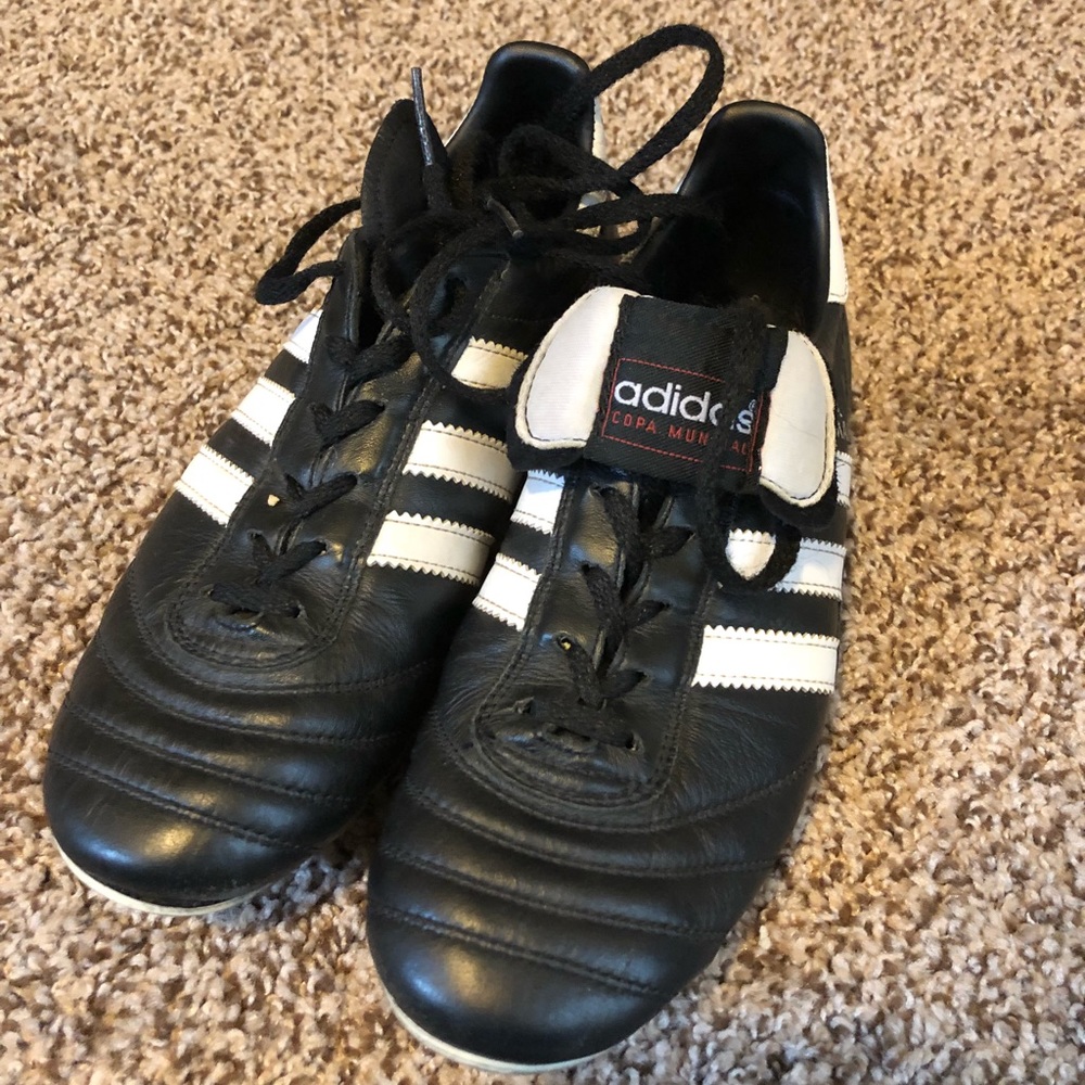 Soccer cleats